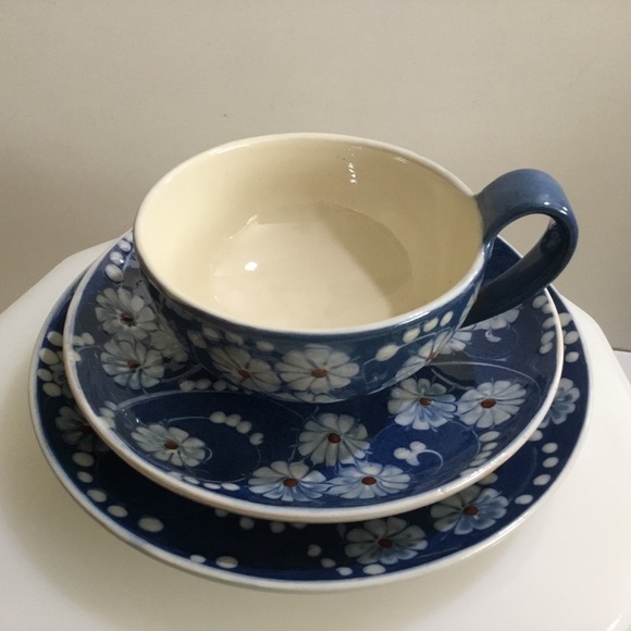 RARE ANTIQUE HAK Denmark 🇩🇰 pottery ‘Marguerit’ or Margueritte’ pattern trio - Picture 1 of 16